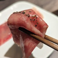 近江うし焼肉 にくTATSU 日本橋室町店 - 