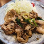 家庭料理居酒屋 よってって - ♪絶妙なポン酢炒め