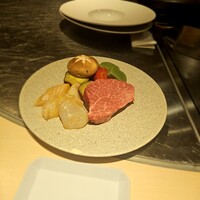 大阪鉄板焼き 神戸牛 TATARA - 