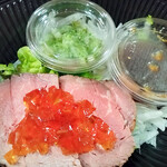 ザ・フュージョン - ローストビーフの冷製ステーキ仕立て