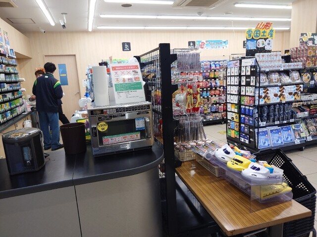 ニューデイズ 銘品館米沢２号店（NEWDAYS） - 米沢（コンビニ・スーパー）の写真