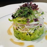 やさしい味工房 メリーさんち - オードブル　ズワイガニ、干し貝柱とアボガドもリンゴのアンサンブル