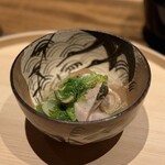 温石 - ⑫蛤と揚げたて蓮根団子と青梗菜の和え物