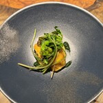 ル クーリュズ - 南知多のさばふぐのフライ、黒キャベツと緑のキャベツのソース