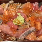 鮨 さきがけ - 具沢山でとびっこのプチプチ食感も◎