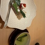 分とく山 - 美味しいお煎茶と可愛いデザートをいただきました