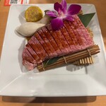 炭火焼肉 ひびの亭 - 