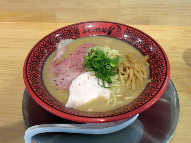 らーめんチキン野郎 八日市店 - 新八日市/ラーメン | 食べログ