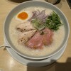 鶏白湯ラーメン ムツキ