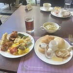 ビュッフェ＆カフェレストラン ナイト＆デイ - 