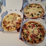 ピザハット - 料理写真:お昼にピザ