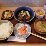 定食 美松 - 定食＋タラコ焼。
