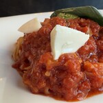 創作イタリアン LA CASA BLANCA - 日高産モッツァレラとフレッシュバジルのトマトパスタ