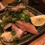 サンチャ フカミ - ブリの胡麻和え