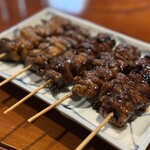 庄家 - 焼き鳥、皮ともも肉