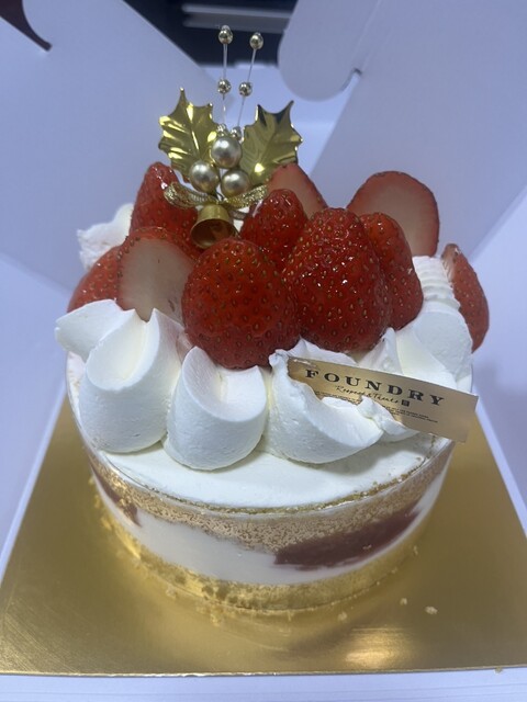 FOUNDRY Kobe Hankyu Ten - Kobe Sannomiya/Cake | Tabelog