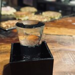 Moegi - 気分良くなってきたので「日本酒」をば( ≖ᴗ≖​)ﾆﾔｯ
      
      お酒をたしなみながら絶景を眺めている気分♪