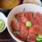 まるい食堂 - マグロ丼(500円)