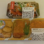 惣菜 かわむら - 海老チリ (税抜)370円→185円 / ミニオードブル(ドラム･サイ･ナゲット) (税込)600円→300円   (2024.12.24)