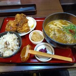 うどん土佐屋 - 唐揚げ定食(うどんをカレーに、ご飯を
かやくご飯に変更 1,100円+300円+150円)