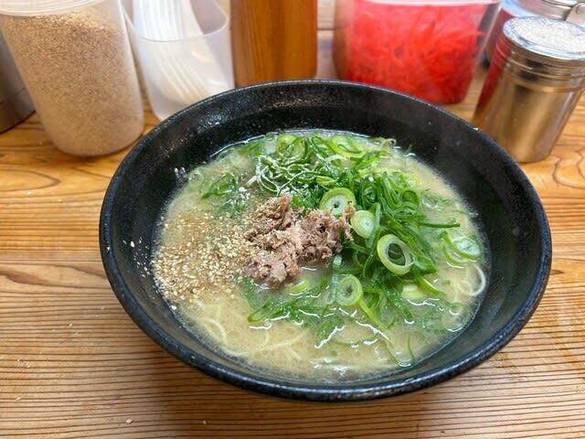 五号線沿いの元祖長浜ラーメン - 水城/ラーメン | 食べログ