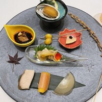 フカヒレ専門店 銀座七芳 - 彩り豊かな前菜