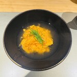 鮨shizuku 西天満 - 玉。中にカニ飯が詰まってます。