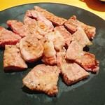 肉居酒屋 ひろしん家 - 