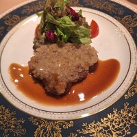 ル・トワ・ルージュ - 黒毛和牛ヒレのシャリアピンステーキ