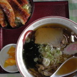 お食事処 相津 -  喜多方ラーメン＆ミニソースかつ丼（真上）