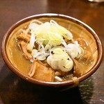 紅とん -  2014.5 もつ煮込み（380円）