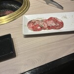 秘伝タレ焼肉 吟味熟成 吟たん - 