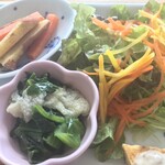 みんなの家庭科室 - 先生（オーナーさん）のおすすめは、2種類のにんじんラペ