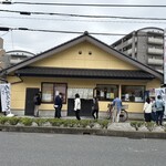 徳一うどん  - 行列が出来てる