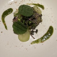 Longrain Tokyo - 漬けマグロと巨峰のラープ