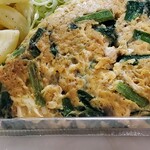 中華料理 ポパイ - ズッシリ感、伝わりますか？ 端に写っているマカロニ、いい脇役です。