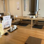 炭火焼肉 せん - 内観