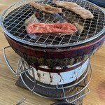 炭火焼肉 せん - 七輪