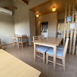 かない - テーブル席