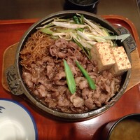 荒井屋 本店 - 牛鍋定食