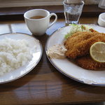 マインド珈琲 - チキンカツランチ