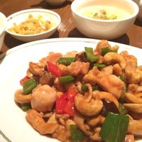 中国飯店 紫玉蘭 - 鶏肉とカシューナッツ♥︎