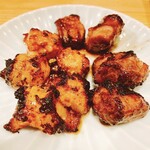 大衆酒場 虎太郎 - 黒ホルモン、赤ホルモン