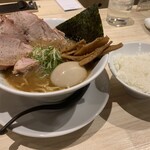 麺や えいちつー - 