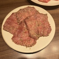 焼肉うしごろ 新宿三丁目店 - 