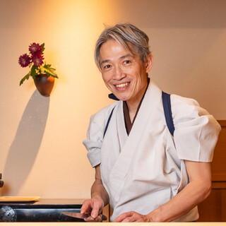 日本料理の魅力を伝えたいという想いの元、心を尽くす内山建