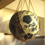 Oreha Matteruze -  サッカーボールまで。（笑）