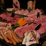 本場特選近江牛 焼肉 すき焼き 池もと - 