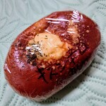 パリーズベーカリー - 料理写真:牛すじ辛口カレーパン