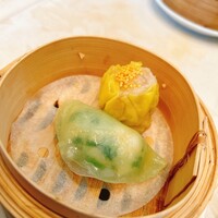 香港 - 